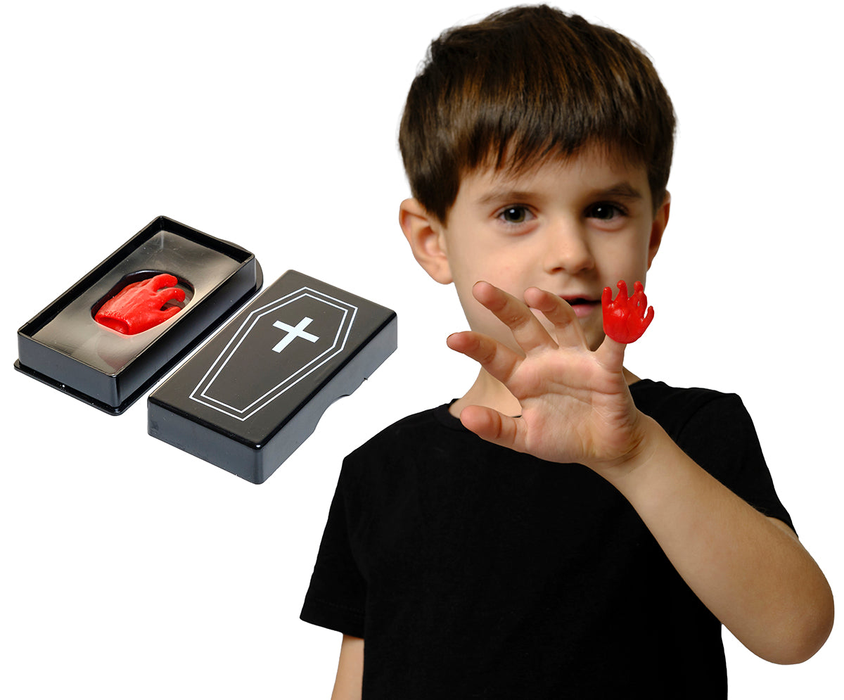 Cofre Con Mano Sangrienta